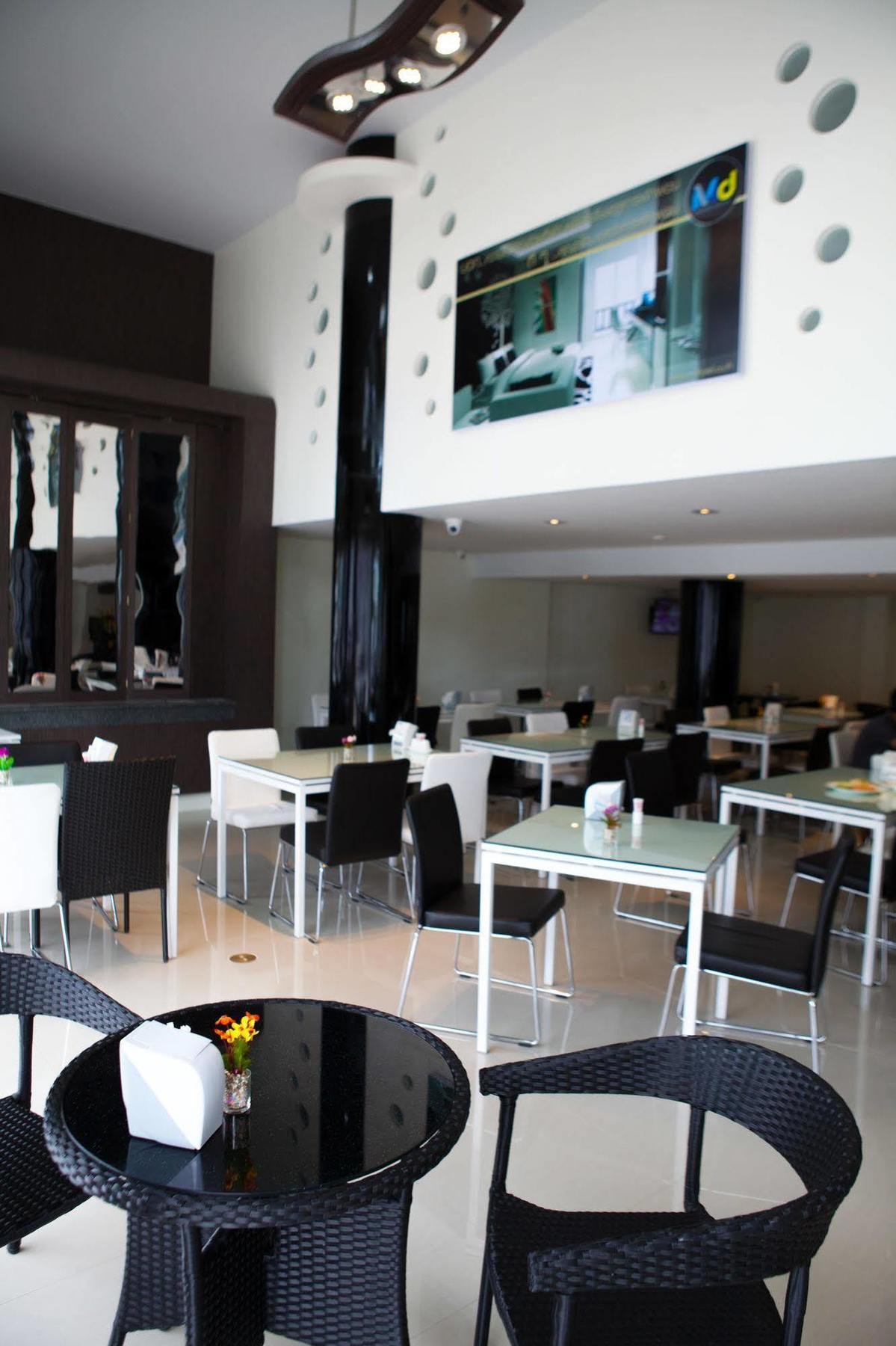 Md Grand Hotel Nakhon Nakhon Si Thammarat Esterno foto